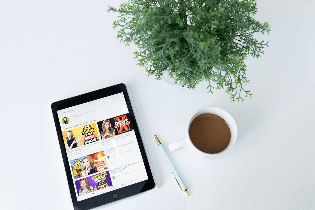 Ipad, A Pen And A Cup Of Coffee